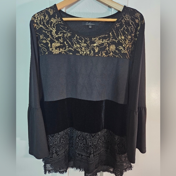 Calessa Tops - Calessa Black Gold Floral Velvet Lace Hem Tunic Top L